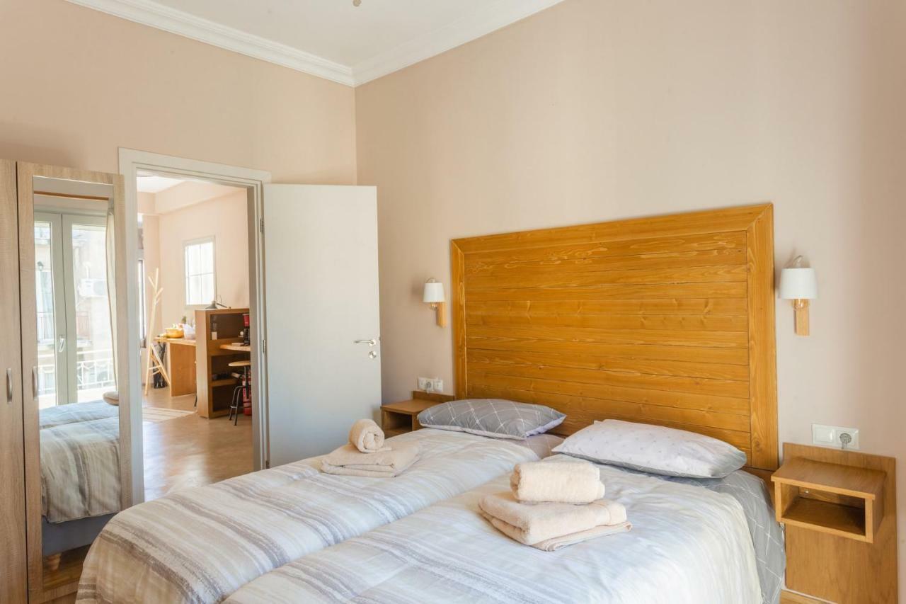 100M2 Luxury Apartment In The Heart Of Athens - Living Stone Emerald Екстериор снимка