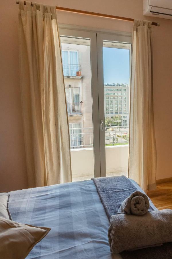 100M2 Luxury Apartment In The Heart Of Athens - Living Stone Emerald Екстериор снимка